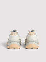 COCCINELLE SAPATILHAS BRANCAS COM LOGO