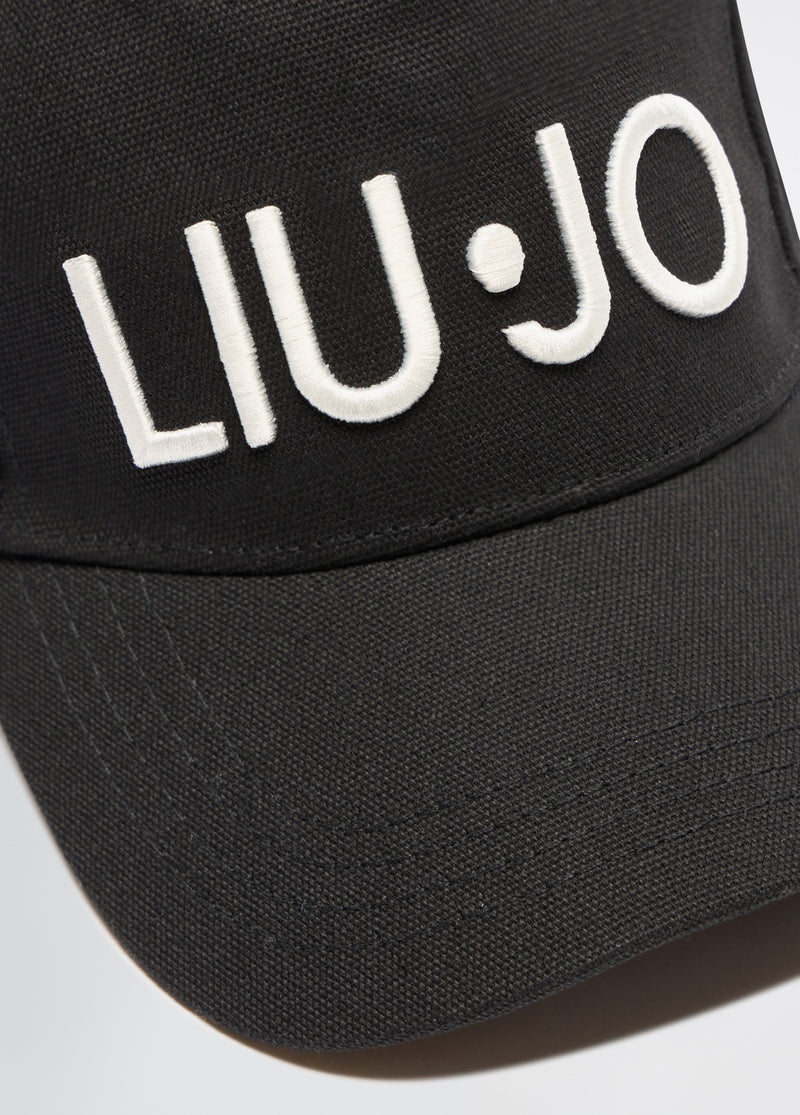 LIU.JO BONÉ PRETO COM LOGO