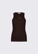 TOP CASTANHO CANELADO COM MINI LOGOTIPO